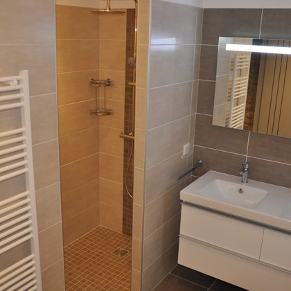 Salle de douche et bain étage
