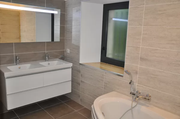 Salle de douche et bain étage